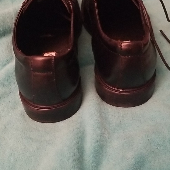 Men's Steve Madden Dress Shoes - Picture 4 of 4